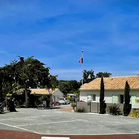 La Chenaie 3*